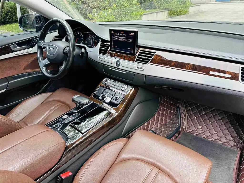 Audi A8 — миниатюра 11