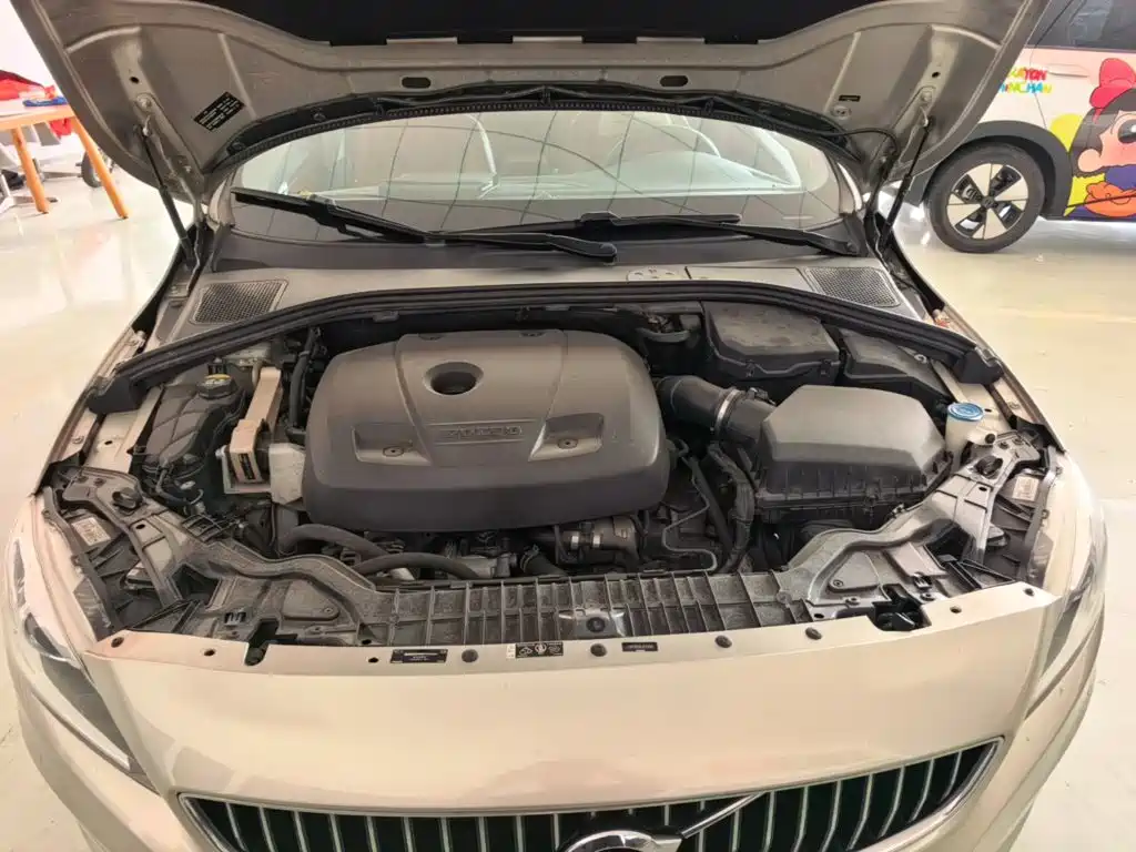Volvo S60 — миниатюра 20