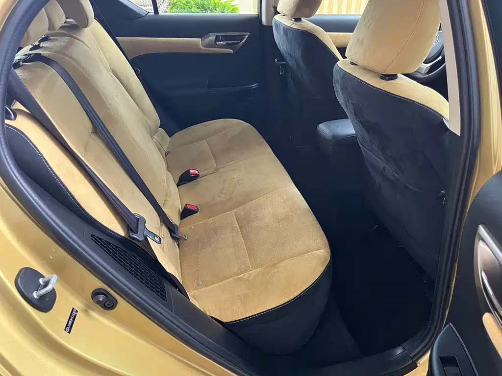 Lexus CT — миниатюра 10
