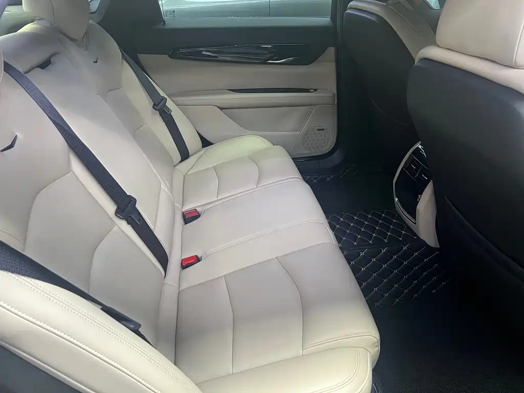 Cadillac CT6 — миниатюра 7