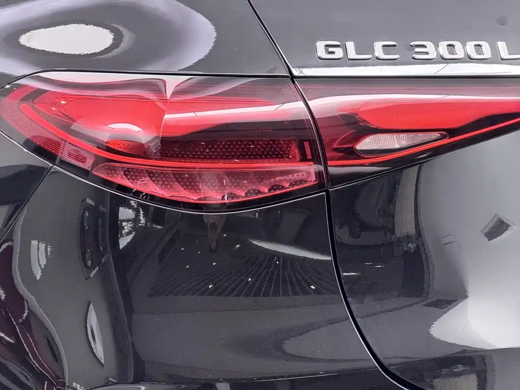 Mercedes-Benz GLC — миниатюра 15