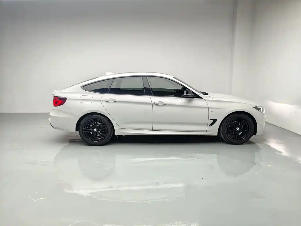 BMW 3 Series GT — миниатюра 9