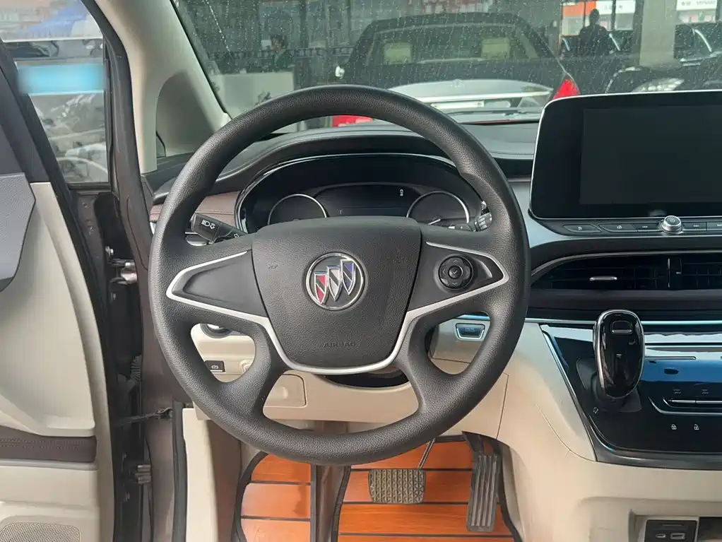 Buick GL8 — миниатюра 4