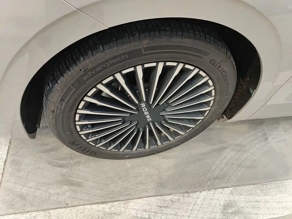 Roewe M7 DMH — миниатюра 23