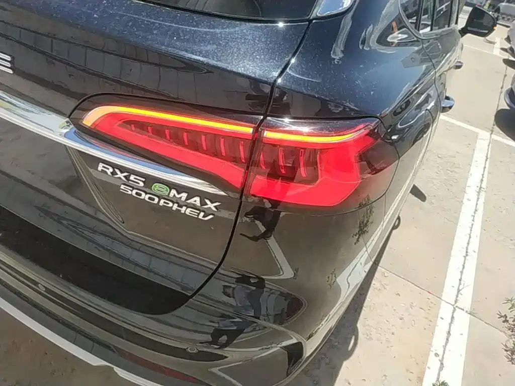 Roewe RX5 eMAX — миниатюра 8