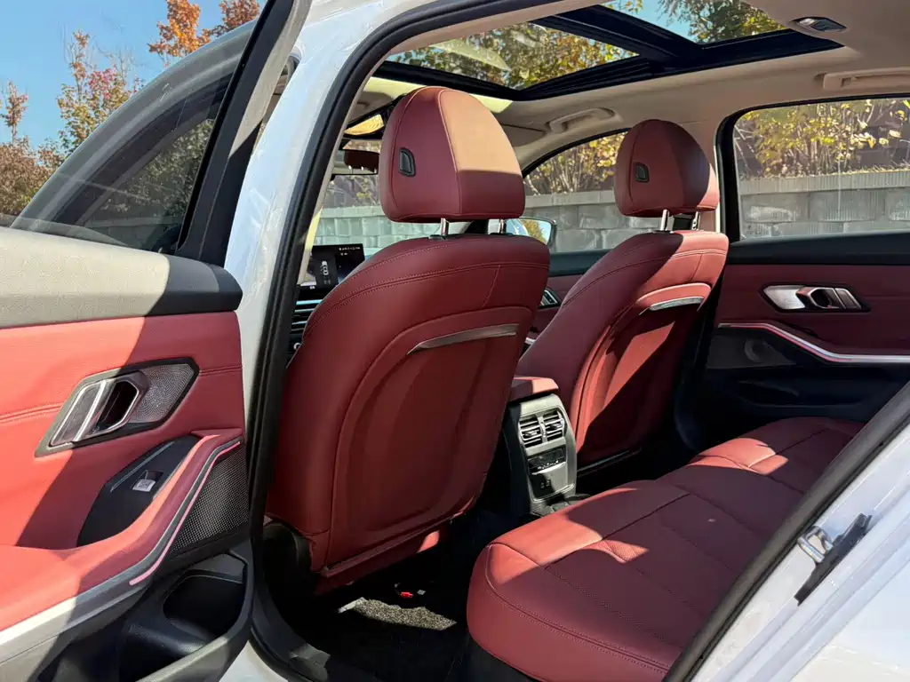 BMW 3 Series — миниатюра 8
