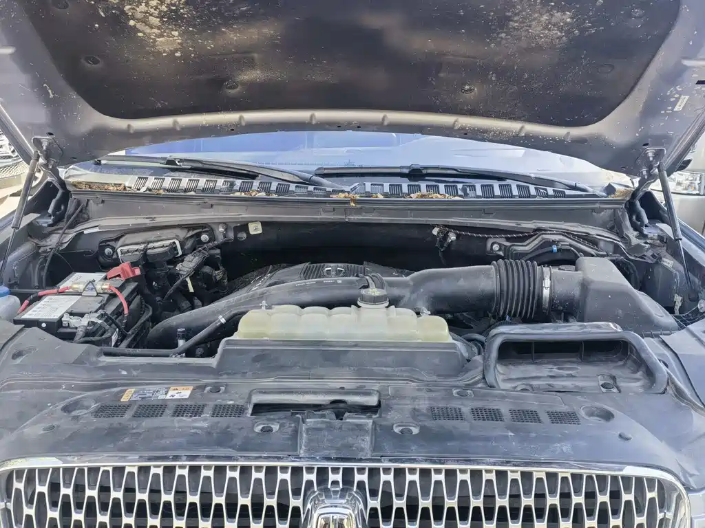 Lincoln Navigator — миниатюра 17