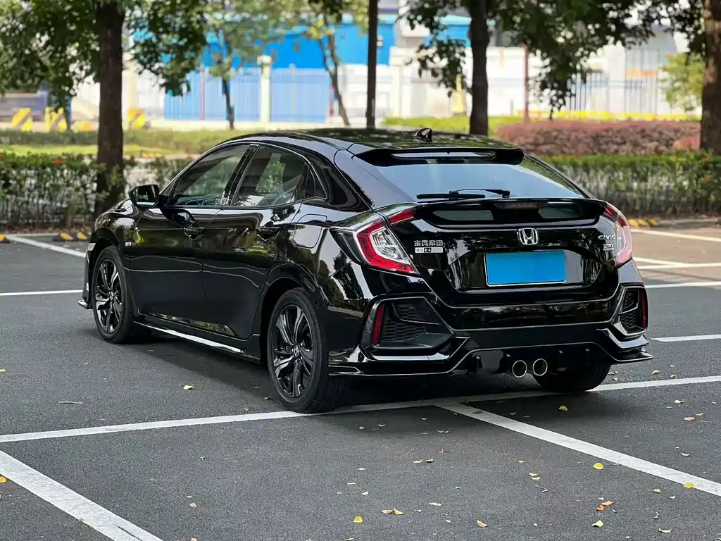 Honda Civic — миниатюра 6