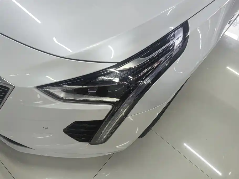 Cadillac CT6 — миниатюра 5