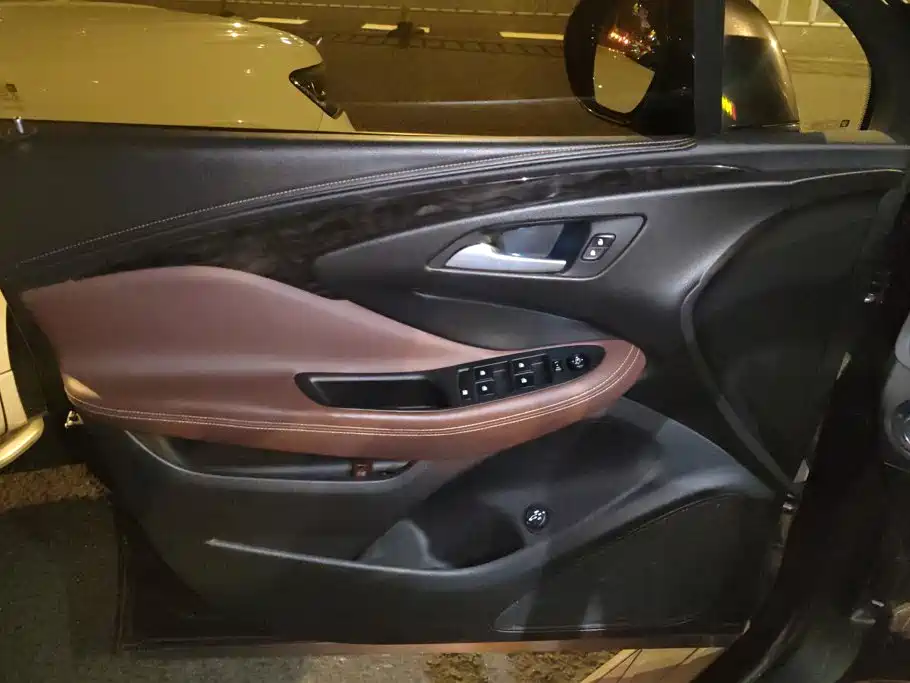Buick Envision Plus — миниатюра 7