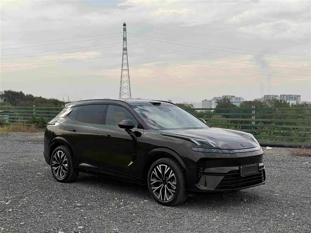 Lynk & Co 08 EM-P — миниатюра 3