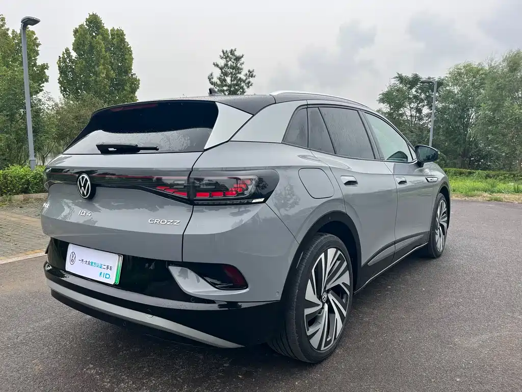 VOLKSWAGEN ID.4 CROZZ
