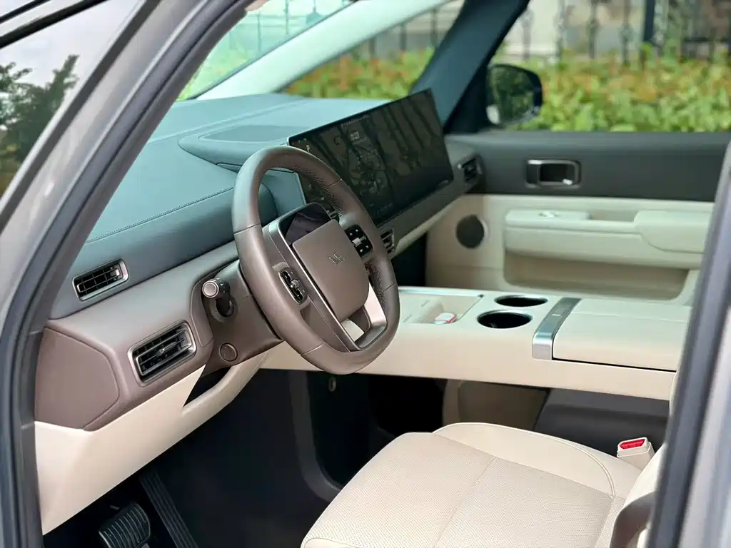 Li Auto Li MEGA — миниатюра 6