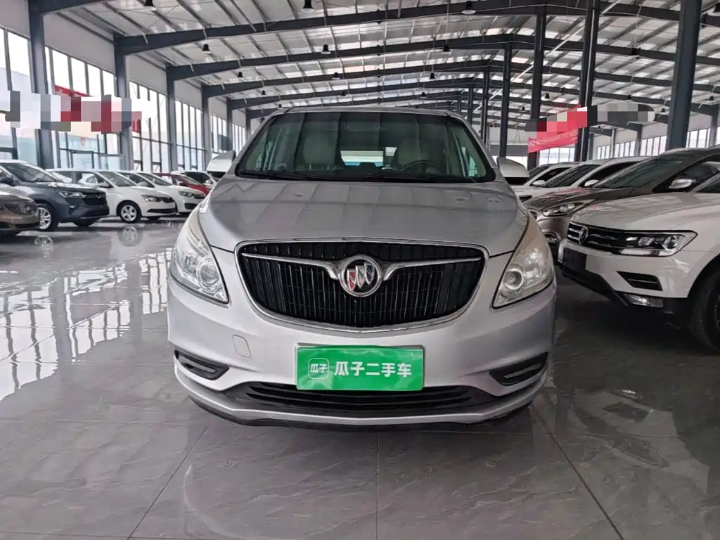 Buick GL8 — миниатюра 3