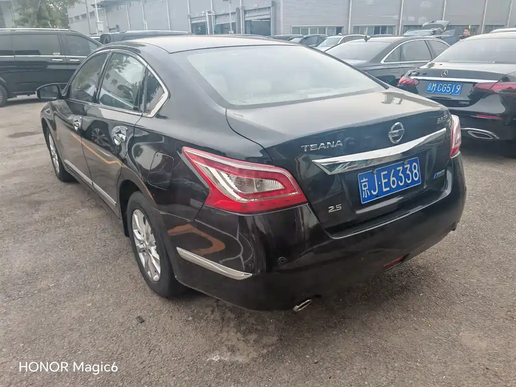 Nissan Teana — миниатюра 5