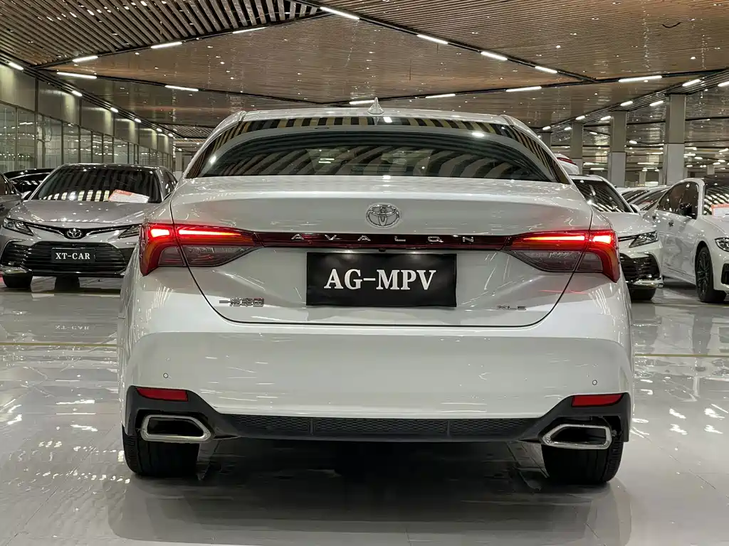 Toyota Avalon — миниатюра 13