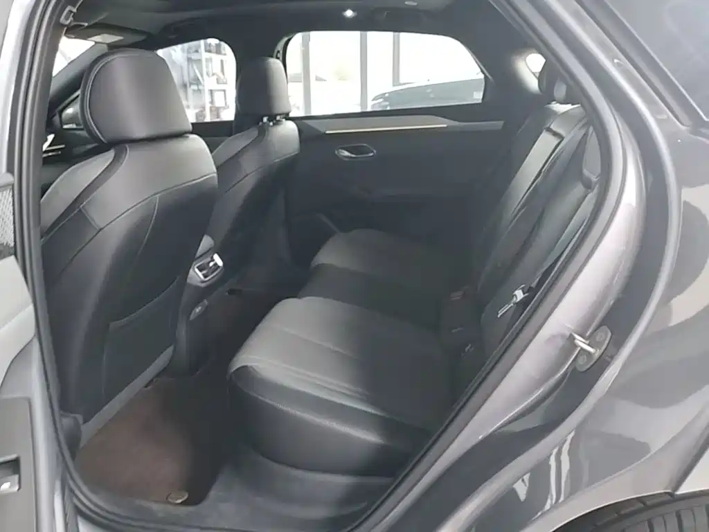 BYD Qin L — миниатюра 17