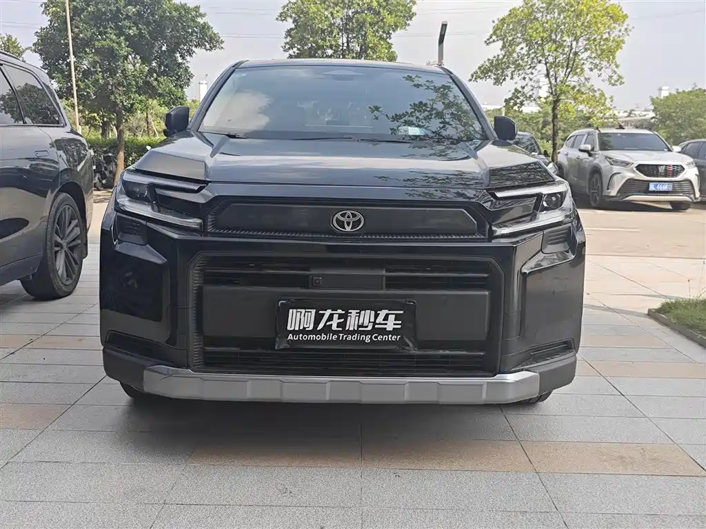 Toyota RAV4 — миниатюра 2