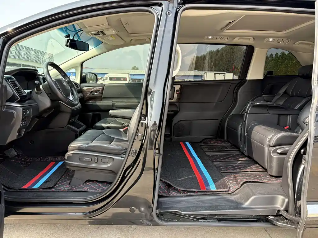 Honda Elysion — миниатюра 10