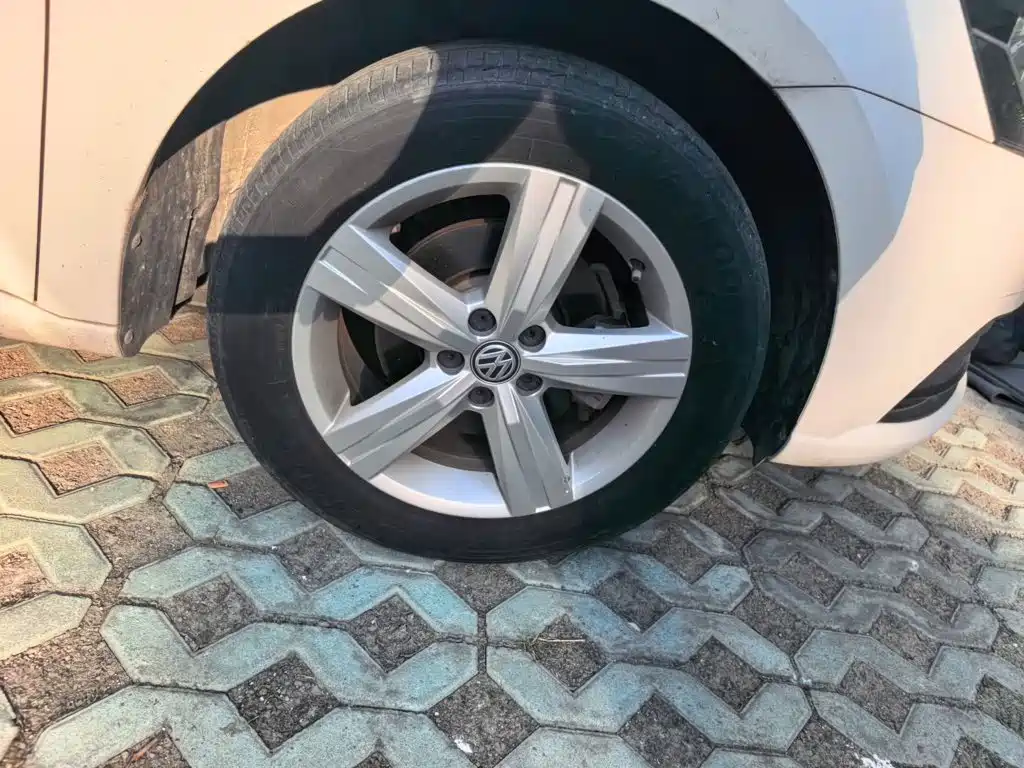 Volkswagen Lavida — миниатюра 24