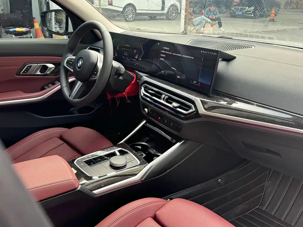 BMW 3 Series — миниатюра 7