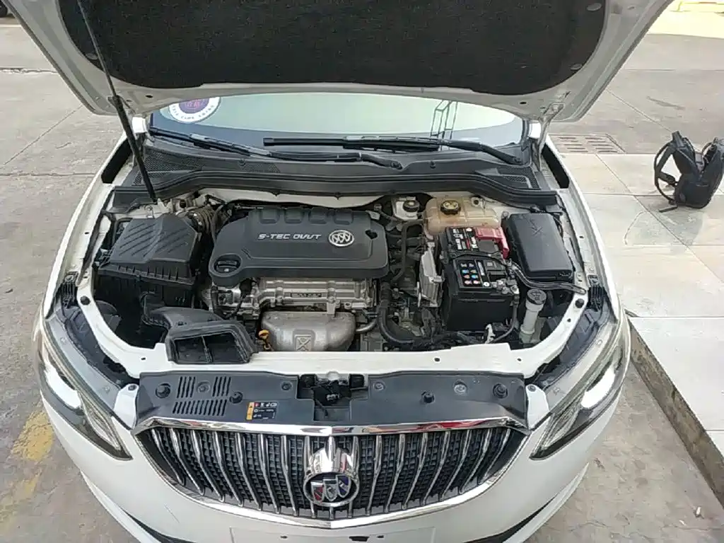 Buick Excelle — миниатюра 20