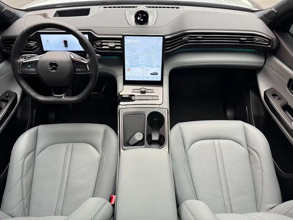 NIO ES6 — миниатюра 8