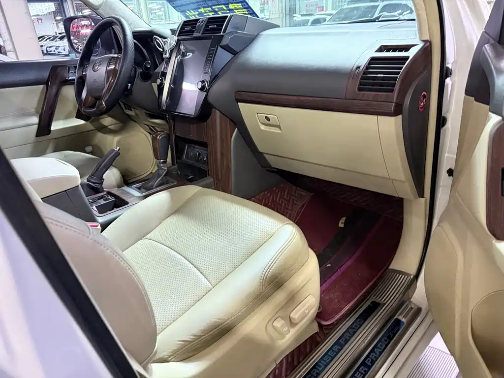 Toyota Prado (Import) — миниатюра 20