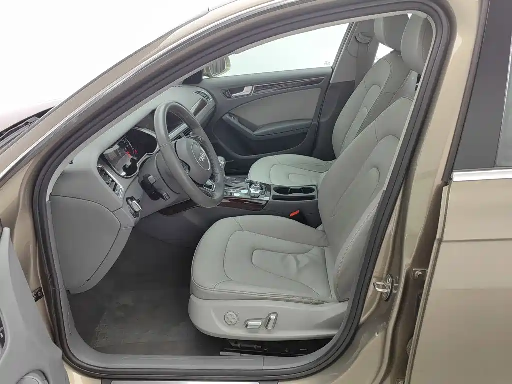 Audi A4L 2013 35 TFSI AT