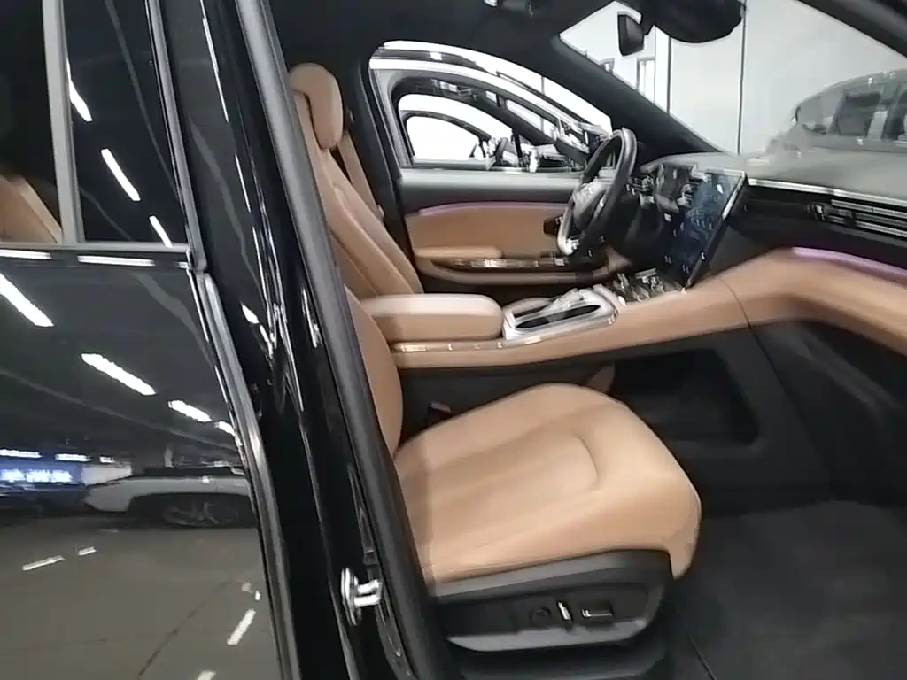 NIO ES6 — миниатюра 25