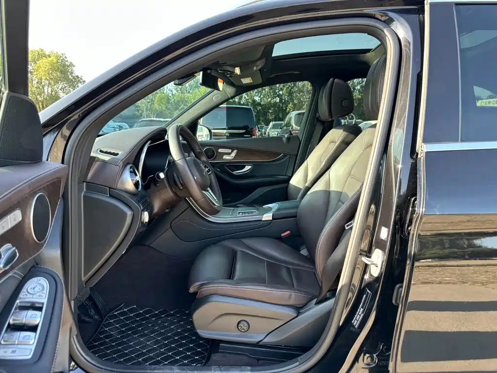 Mercedes-Benz GLC — миниатюра 9