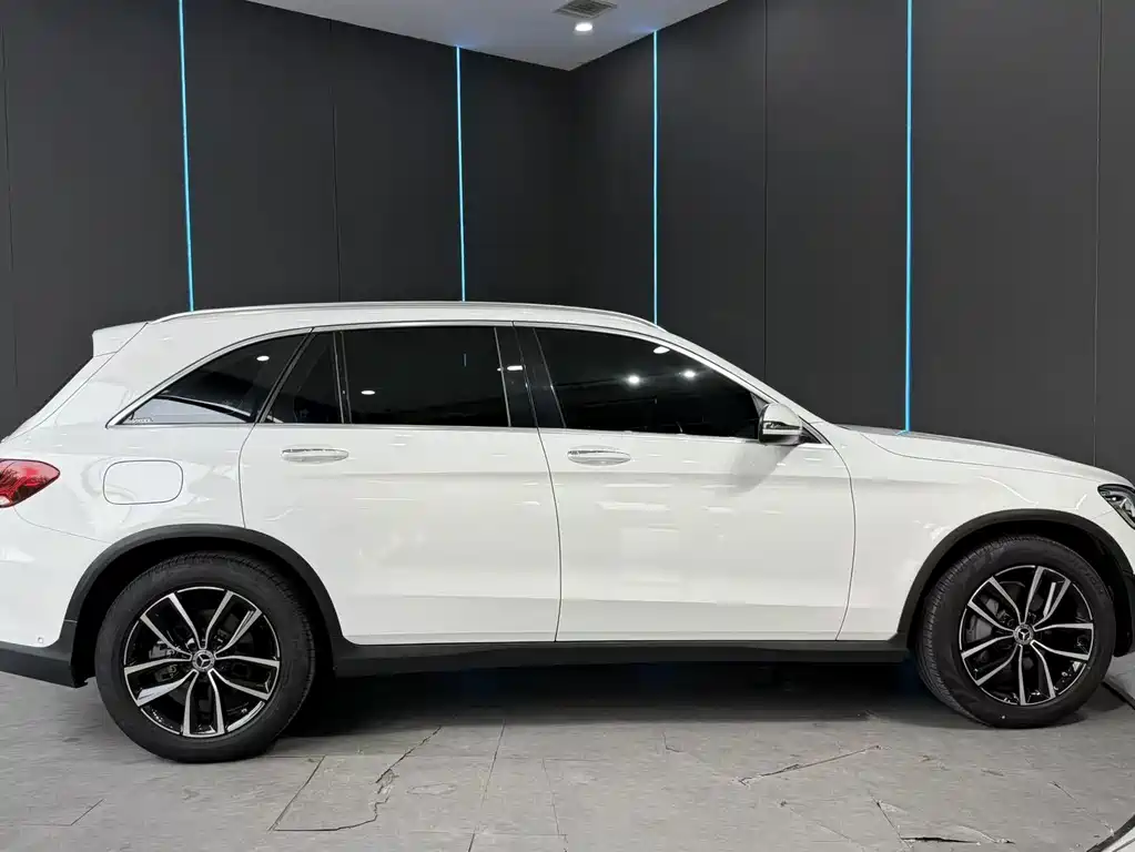 Mercedes-Benz GLC — миниатюра 4