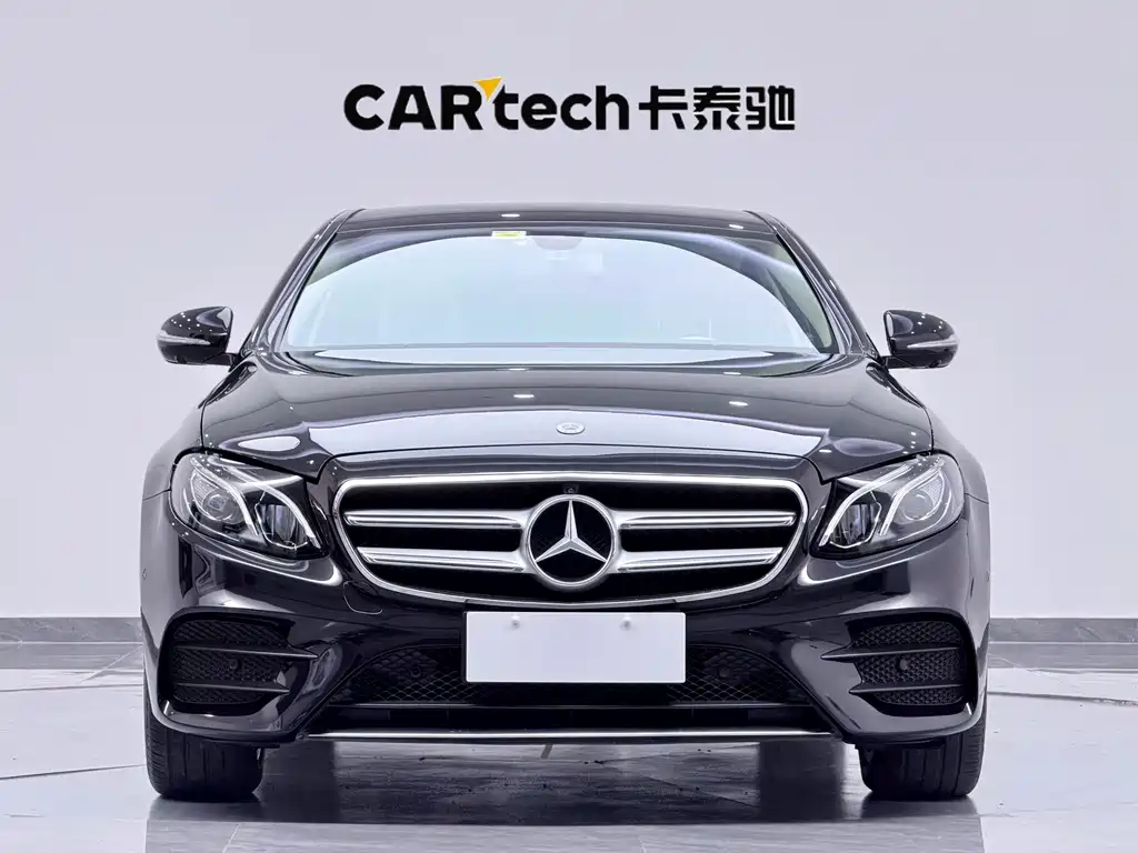 Mercedes-Benz E-Class — миниатюра 2