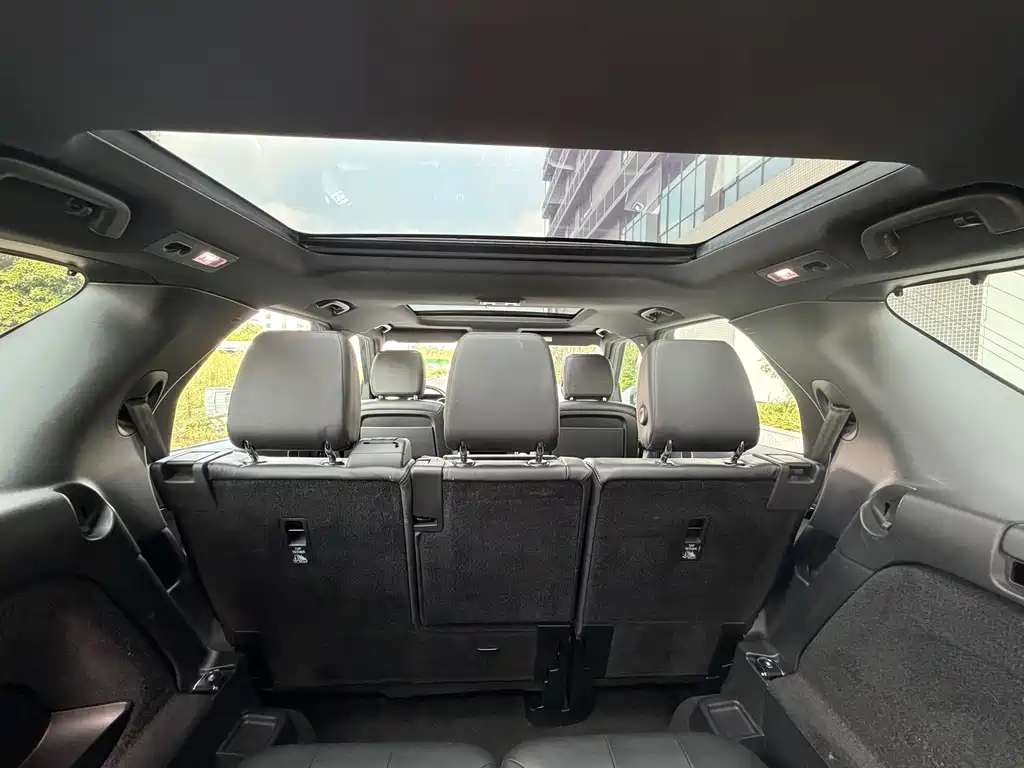 Land Rover Discovery — миниатюра 16