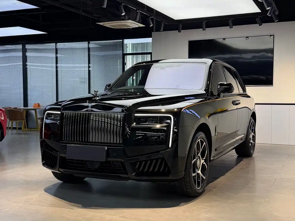 Rolls-Royce Cullinan 2025 Black Badge