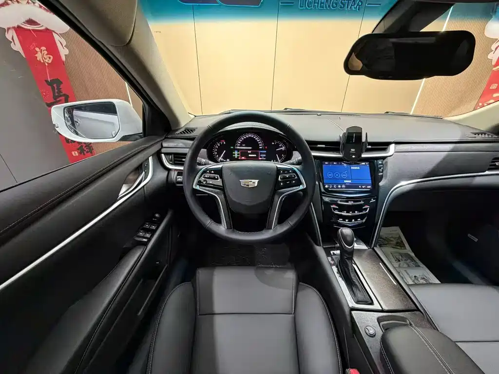 Cadillac XTS — миниатюра 5