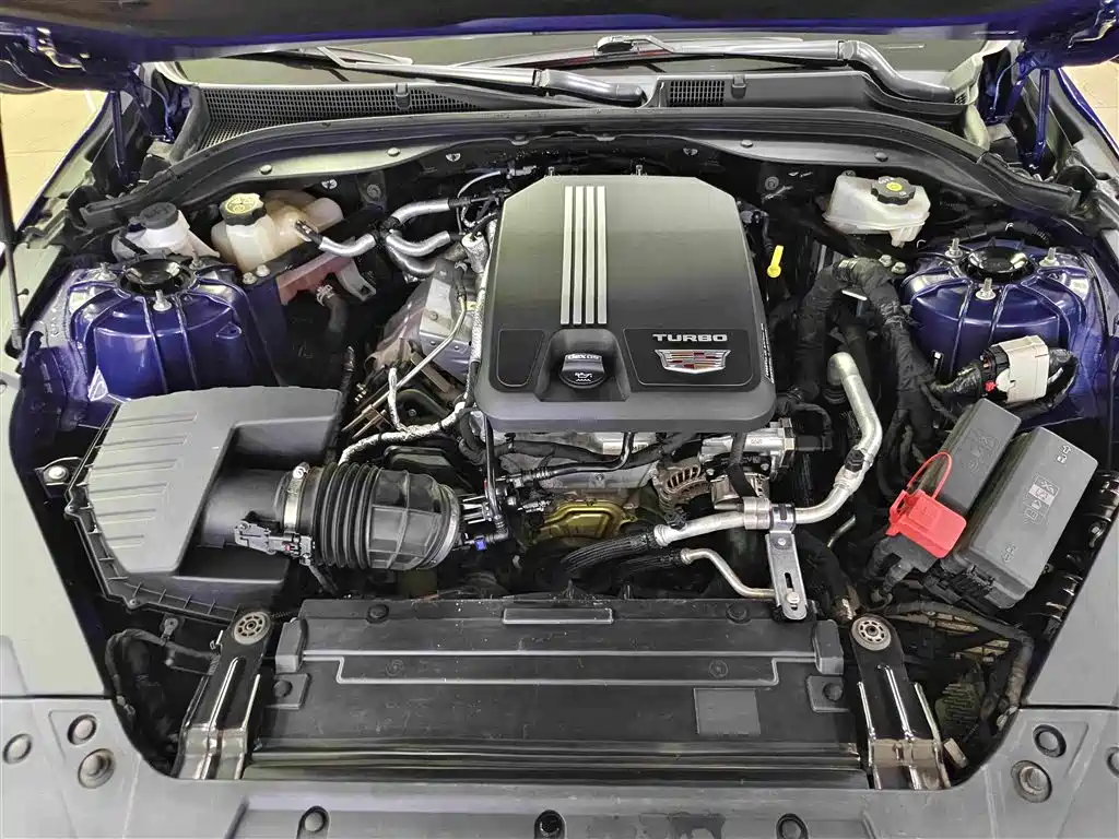 Cadillac CT5 — миниатюра 12