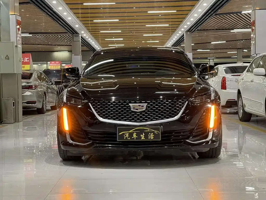 Cadillac CT5 — миниатюра 2