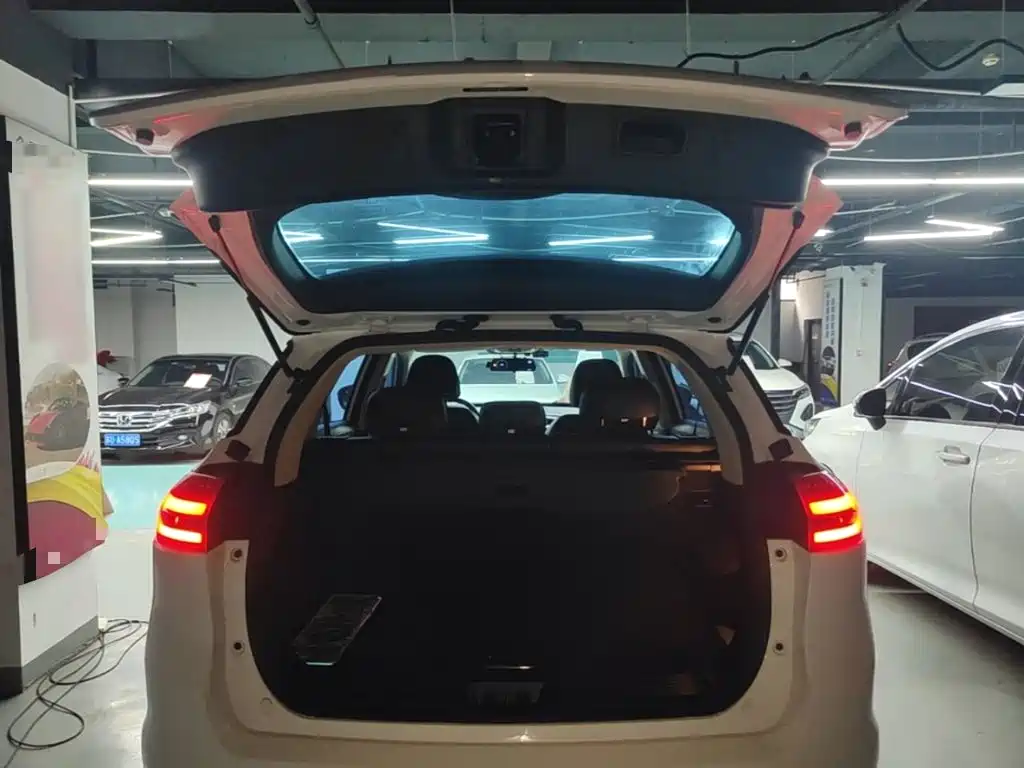 Geely Boyue — миниатюра 19