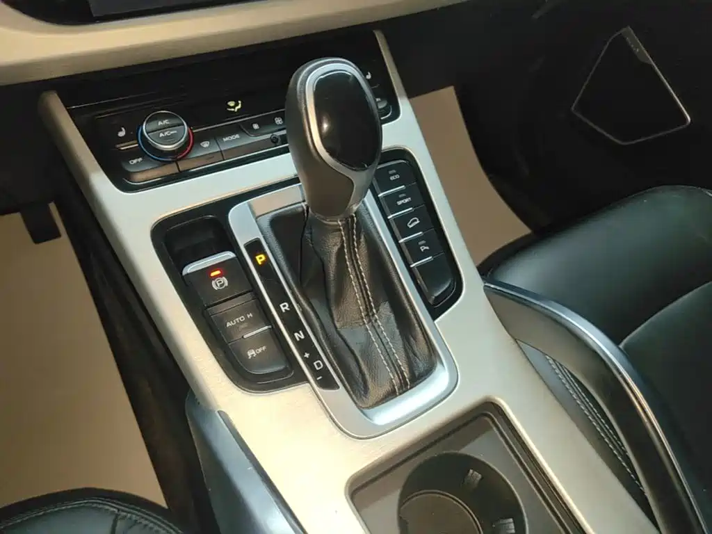 Geely Boyue — миниатюра 14
