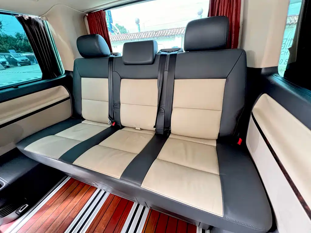 Volkswagen Multivan — миниатюра 13