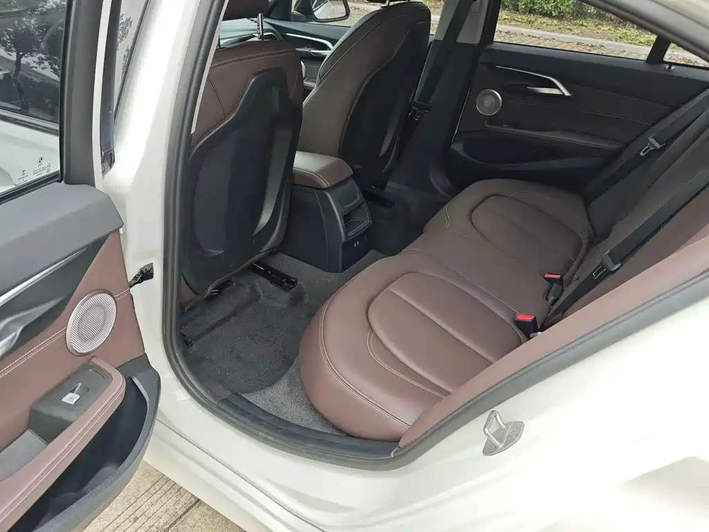 BMW 1 Series — миниатюра 16