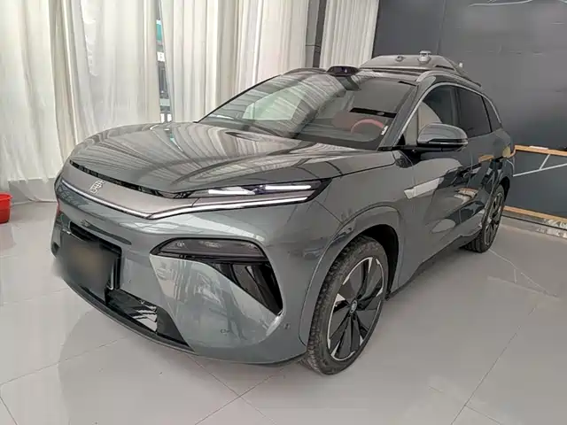 2025 BYD Tang