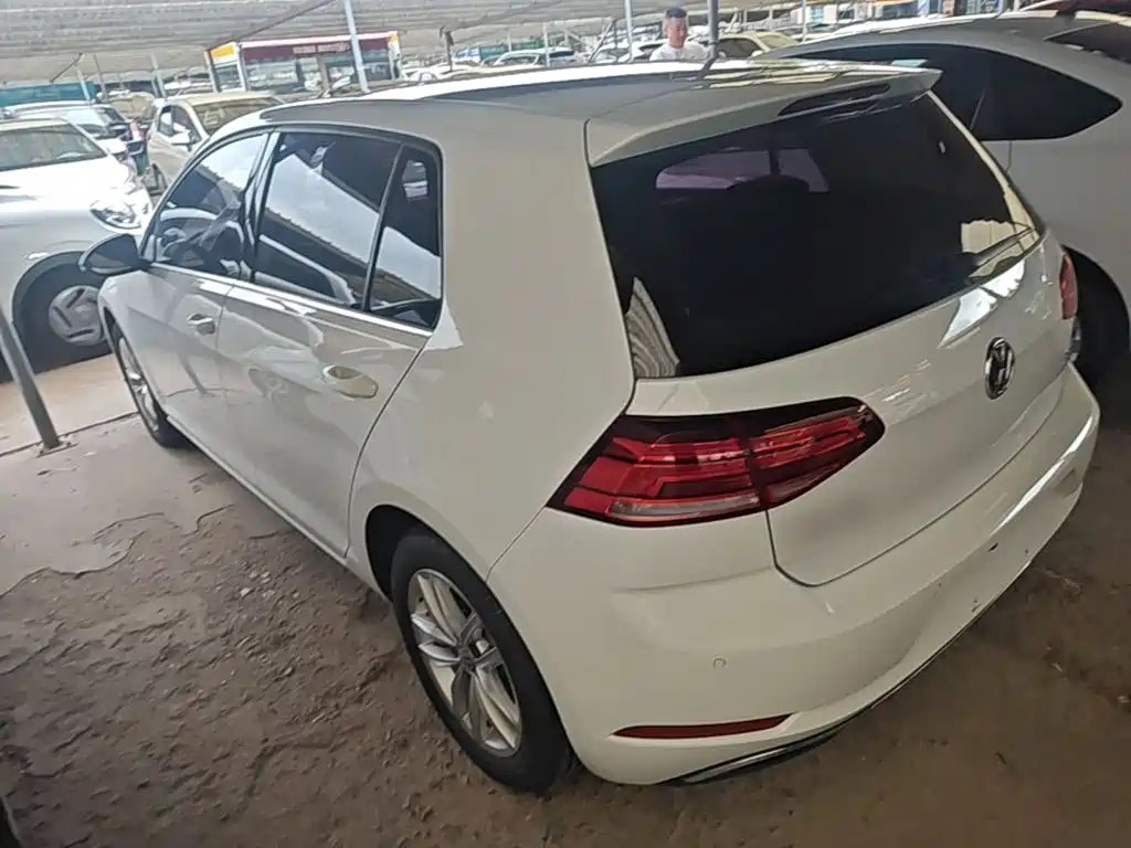 Volkswagen Golf — миниатюра 5