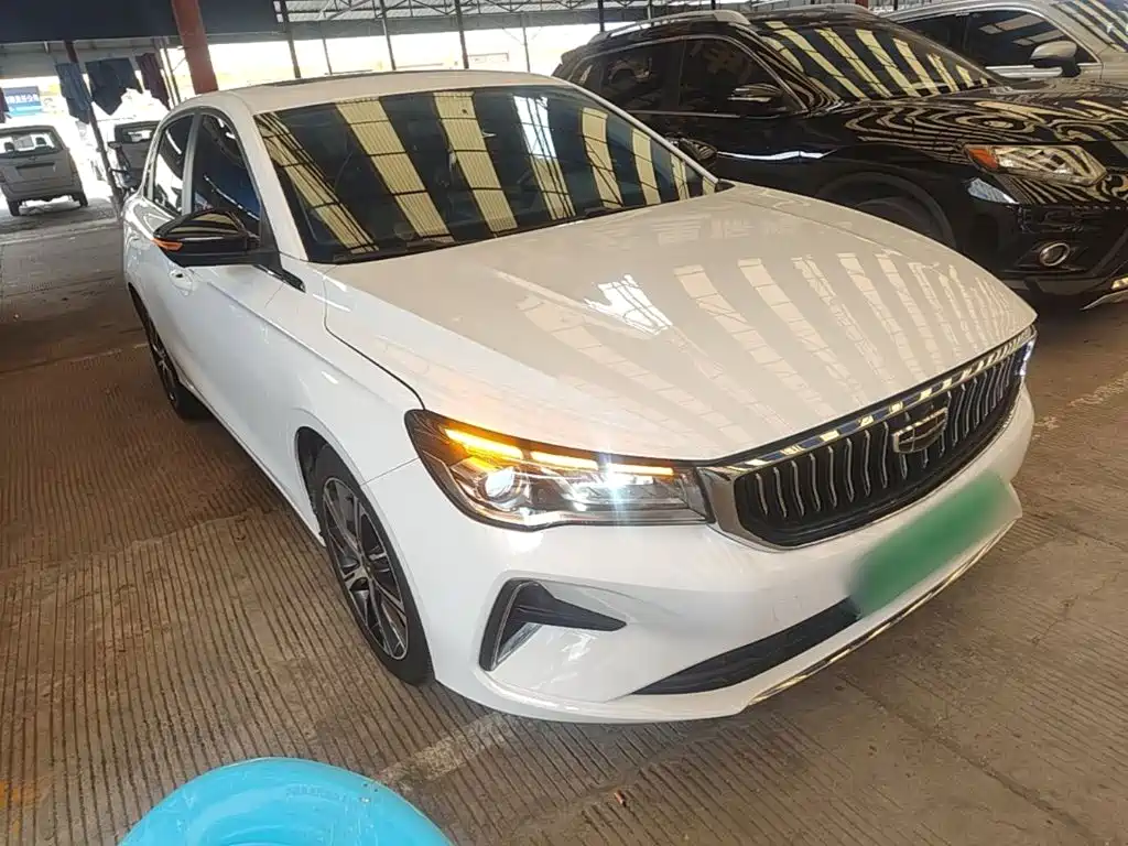 Geely Emgrand — миниатюра 4