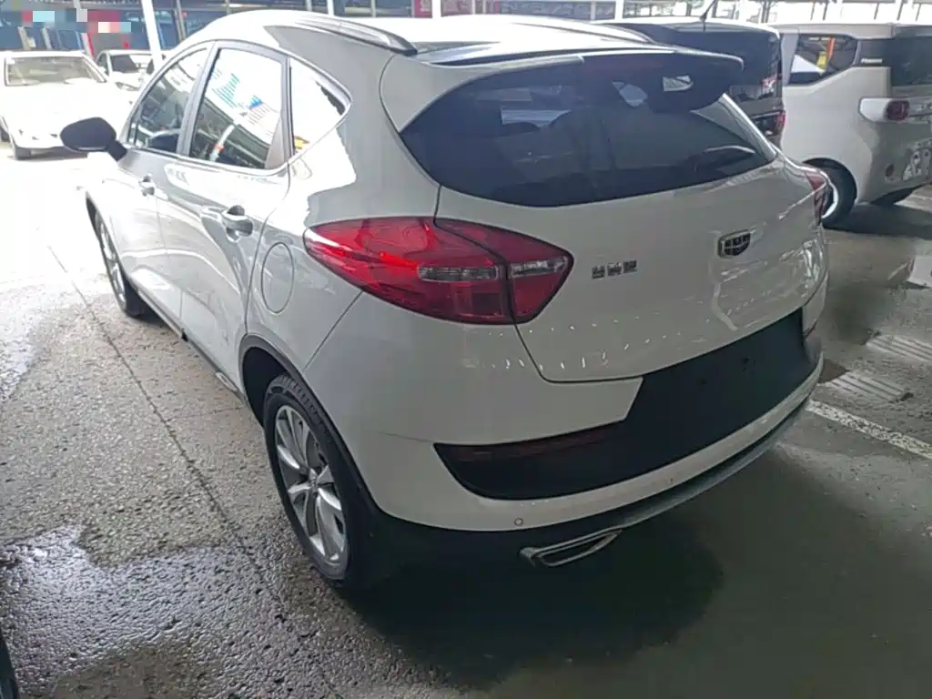 Geely Emgrand GS — миниатюра 5