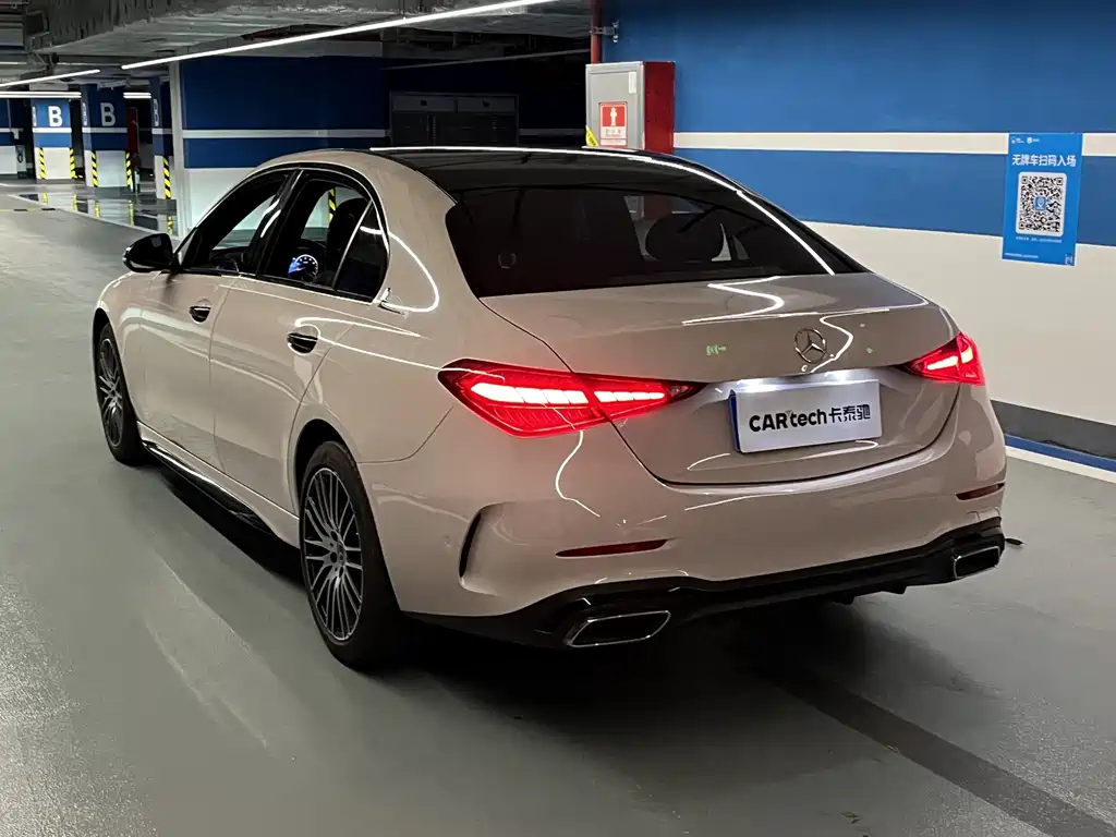 Mercedes-Benz C-Class — миниатюра 16