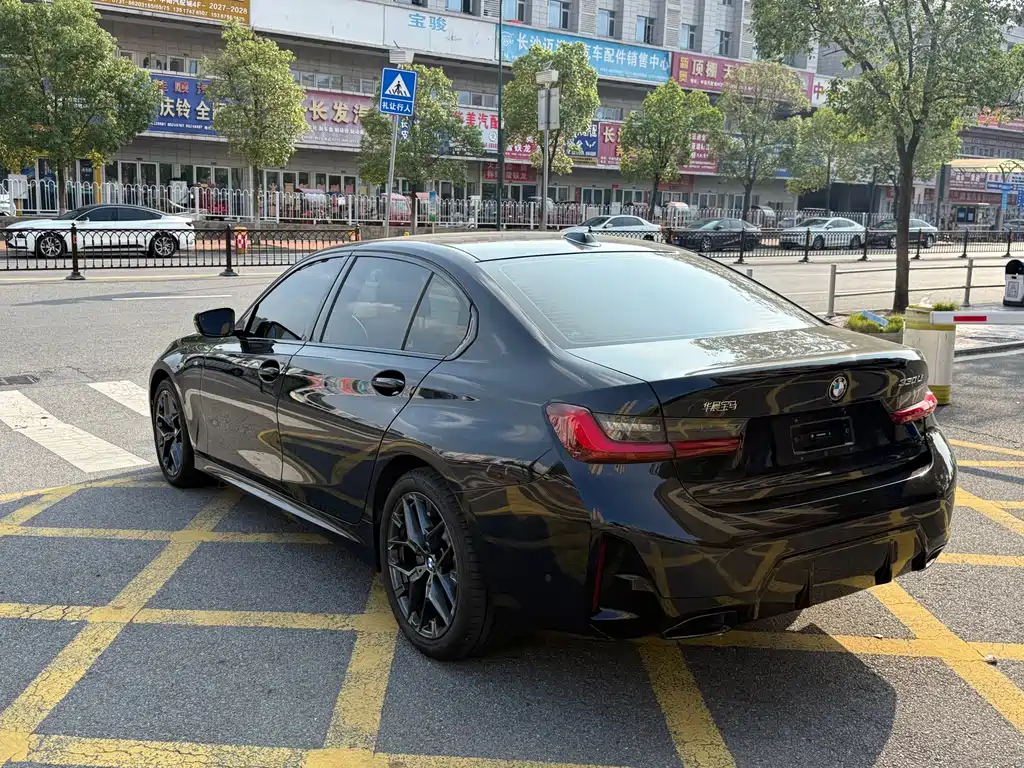 BMW 3 Series — миниатюра 13
