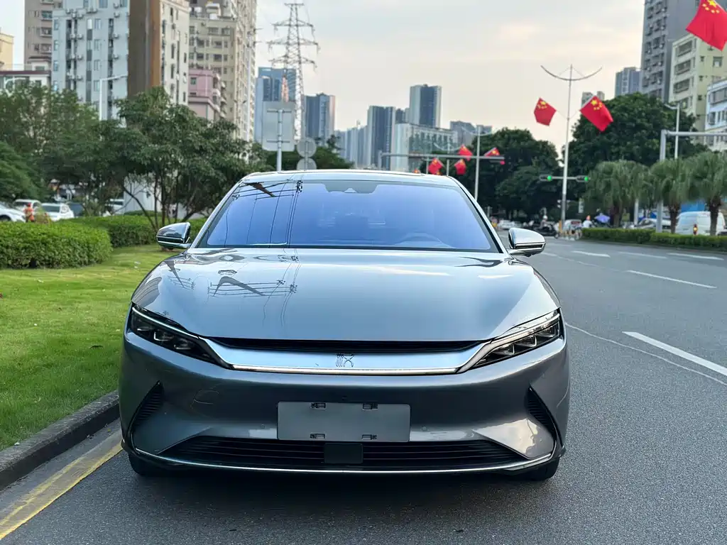 BYD Han — миниатюра 2