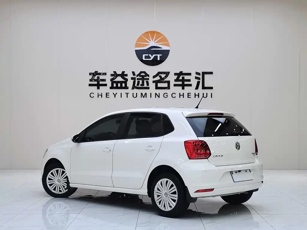 Volkswagen Polo 2016 1.6L AT Comfort